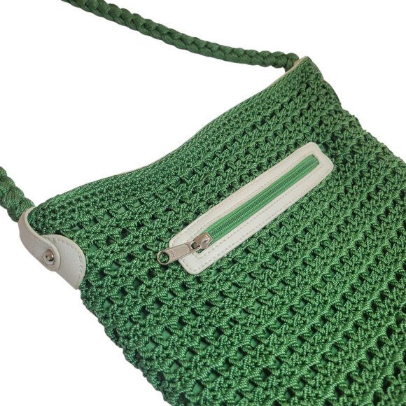 Luxy Green Crochet Shoulder Bag With Zipper Accents - Handmade Boho Style - Picture 12 of 12